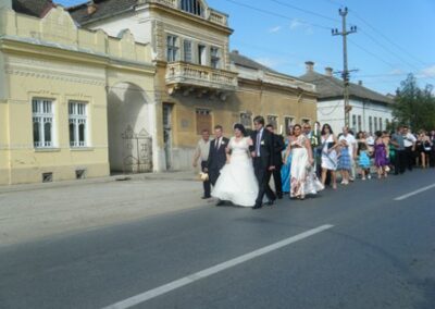 Un mariage au village – A wedding in town