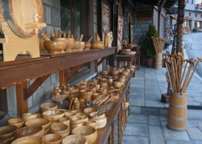 Art sur bois à Metsovo – Wood artwork in Metsovo